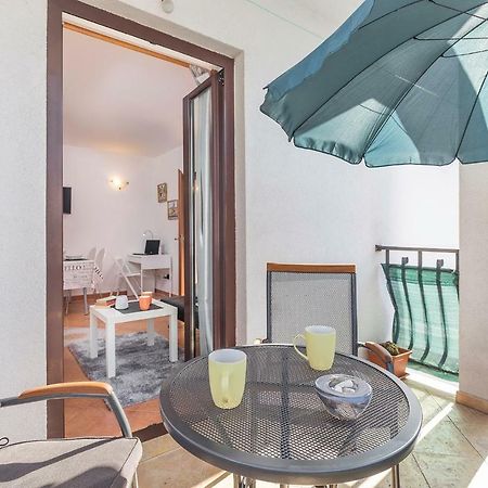 Apartment Sara ロヴィニ エクステリア 写真